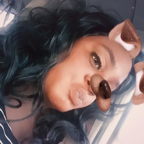 Meet your Posher, Brittany - Picture 1 of 1